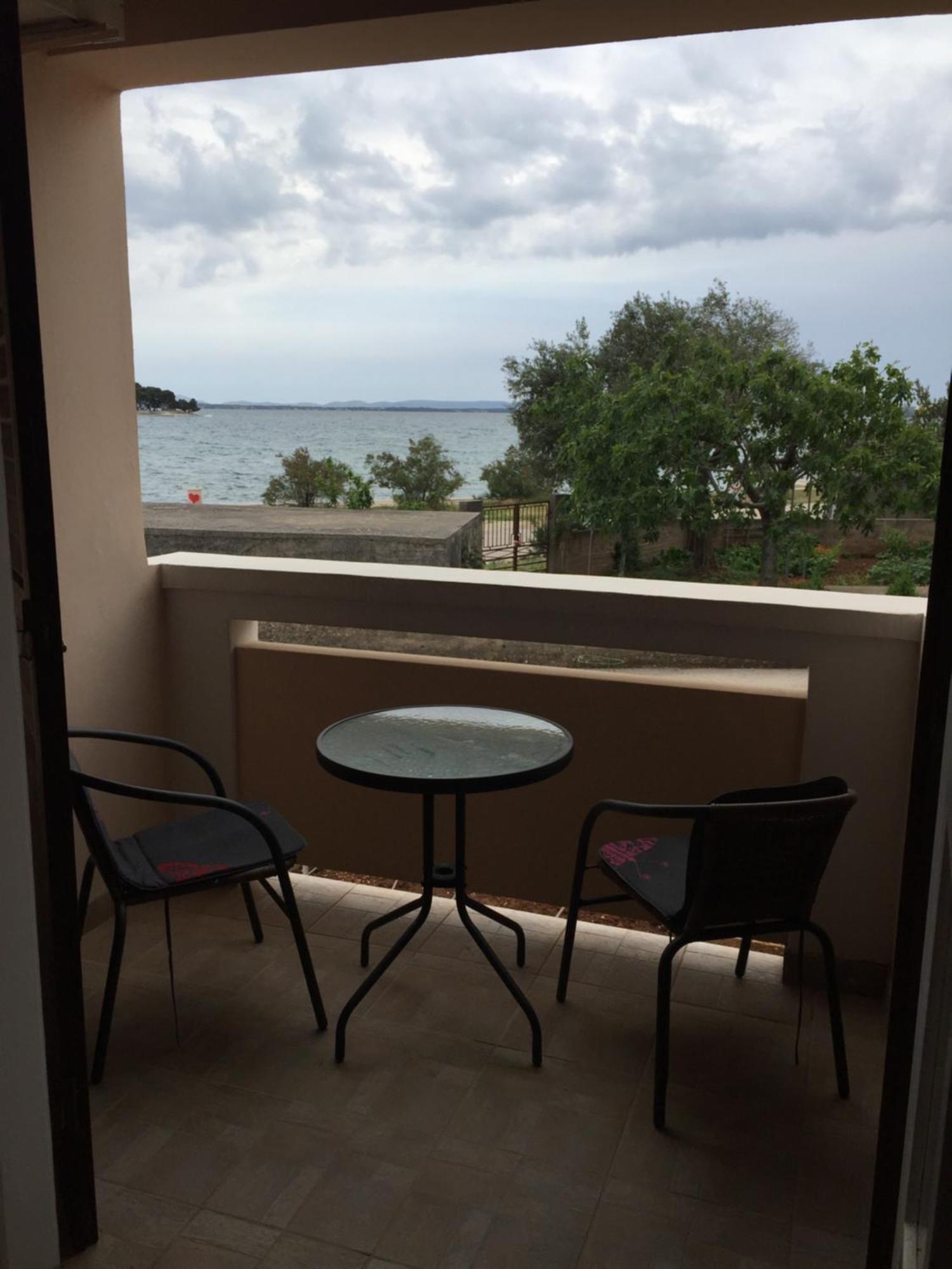 Guest House Punta Grzan Petrcane Room photo
