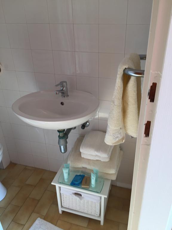 Guest House Punta Grzan Petrcane Room photo