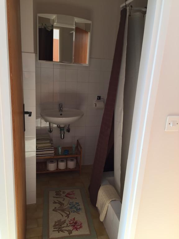 Guest House Punta Grzan Petrcane Room photo