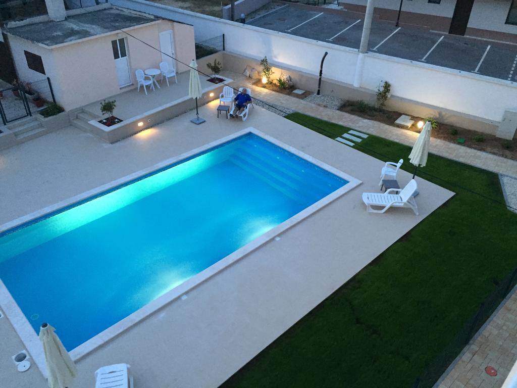 Guest House Punta Grzan Petrcane Exterior photo